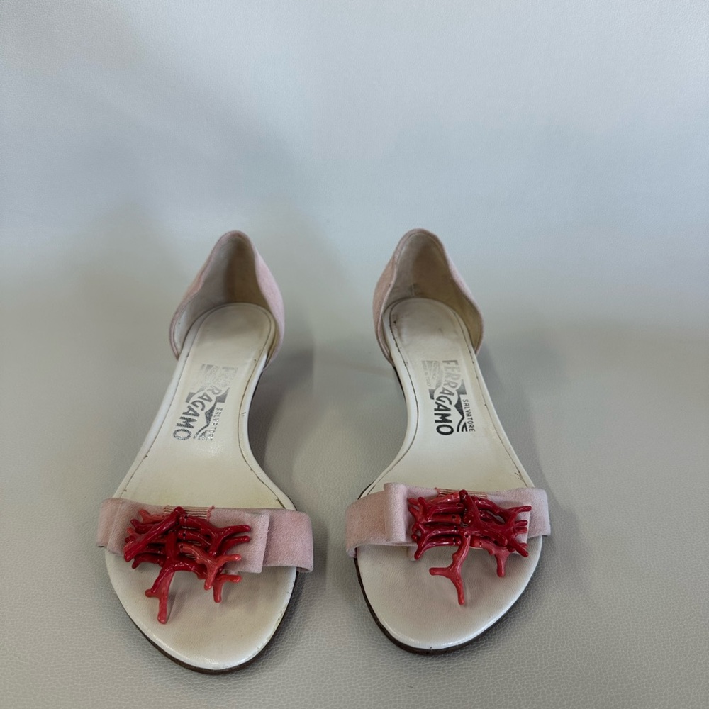 VNDS Women’s Salvatore Ferragamo Designer Slip-on Kitten Heel
